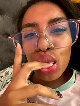 ATENEA SEXXXY online show from November 12, 2025, 4:38 am