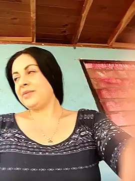 Snapshot of Juli_Castillo8 chatting on September 29, 2025, 1:50 pm Juli Castillo8 online show from September 29, 2025, 1:50 pm