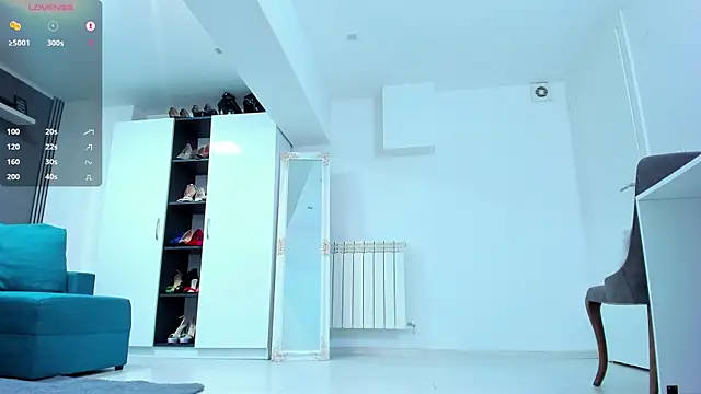 Christall StarXX online show from January 12, 2026, 7:42 pm