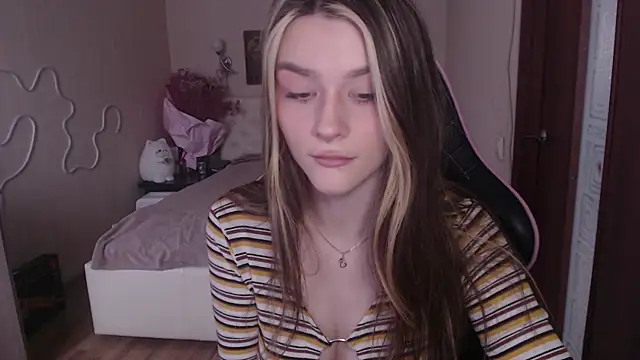 Snapshot of jeann_elsaa chatting on March 1, 2025, 7:19 am jeann elsaa online show from March 1, 2025, 7:19 am