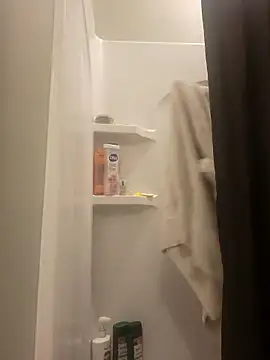 Snapshot of lofibunni chatting on January 7, 2026, 7:08 pm lofibunni online show from January 7, 2026, 7:08 pm