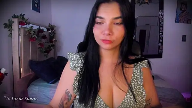 victoriaasaenz  online show from July 24, 2026, 12:50 am
