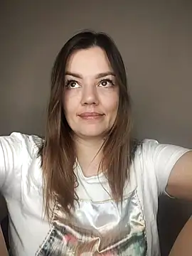 KrissSexi online show from February 25, 2026, 5:29 am