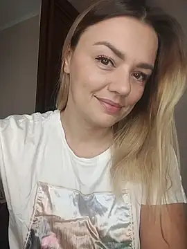 KrissSexi online show from October 29, 2025, 5:50 am