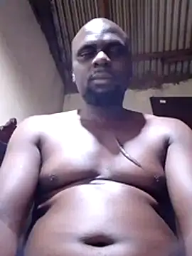 Snapshot of Leebwoy20 chatting on October 26, 2025, 8:59 am Leebwoy20 online show from October 26, 2025, 8:59 am