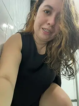 Snapshot of KimyTekashi_ chatting on April 5, 2026, 1:34 am KimyTekashi online show from April 5, 2026, 1:34 am