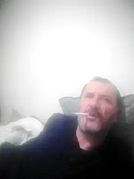 Snapshot of bestofyalcinturkey chatting on December 18, 2024, 2:10 am bestofyalcinturkey online show from December 18, 2024, 2:10 am