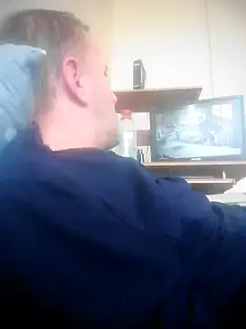 Snapshot of bestofyalcinturkey chatting on December 3, 2024, 9:39 am bestofyalcinturkey online show from December 3, 2024, 9:39 am