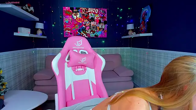 Snapshot of Barbie_Lis chatting on January 5, 2025, 11:22 pm Barbie Lis online show from January 5, 2025, 11:22 pm