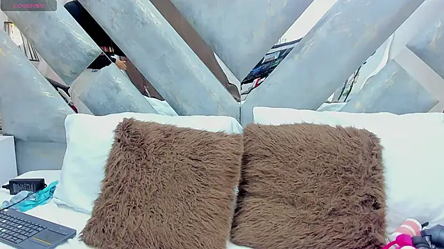 Snapshot of ZiaCalifa chatting on October 20, 2025, 11:55 am ZiaCalifa online show from October 20, 2025, 11:55 am