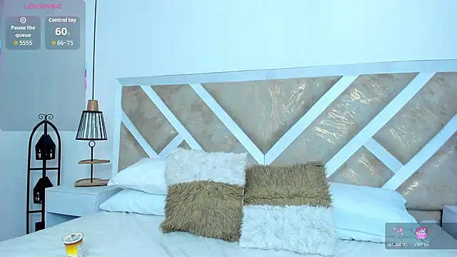 Snapshot of ZiaCalifa chatting on February 9, 2026, 11:52 am ZiaCalifa online show from February 9, 2026, 11:52 am