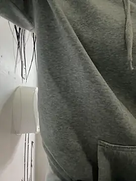 Snapshot of ZiaCalifa chatting on November 19, 2025, 9:53 am ZiaCalifa online show from November 19, 2025, 9:53 am