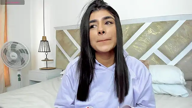 Snapshot of ZiaCalifa chatting on February 25, 2026, 12:38 pm ZiaCalifa online show from February 25, 2026, 12:38 pm