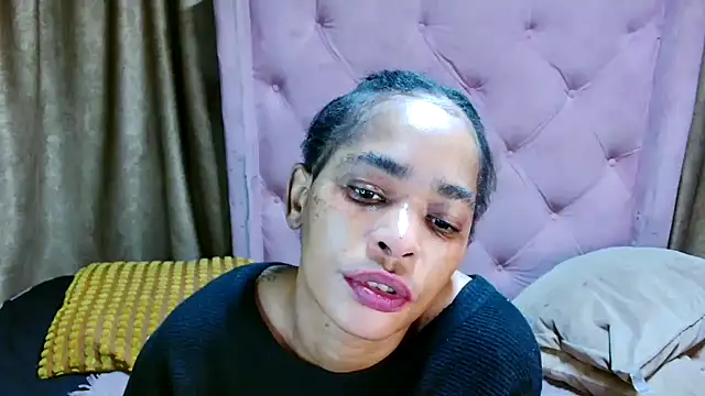 AFRICANGODDESSXXX online show from May 7, 2026, 9:29 pm
