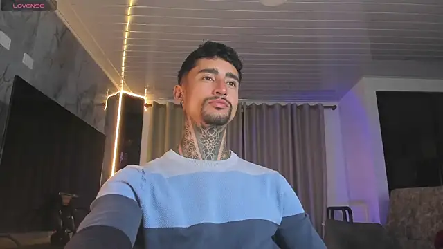 Snapshot of Mark_Kamper chatting on October 29, 2025, 11:25 pm Mark Kamper online show from October 29, 2025, 11:25 pm