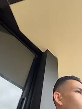 liuscast22 online show from April 19, 2026, 1:12 pm