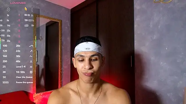 liuscast22 online show from November 16, 2025, 1:32 am