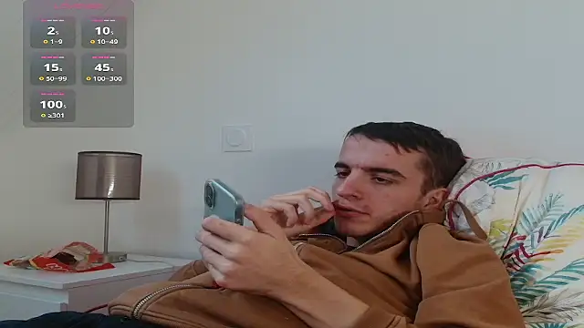 Tombgy07 online show from November 20, 2025, 2:40 pm