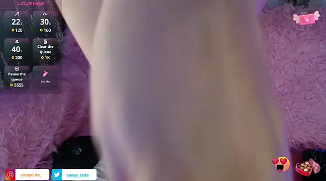 Snapshot of Saray_Cute_ chatting on February 24, 2025, 7:30 pm Saray Cute online show from February 24, 2025, 7:30 pm