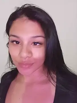Snapshot of Saray_Cute_ chatting on August 3, 2026, 7:31 pm Saray Cute online show from August 3, 2026, 7:31 pm