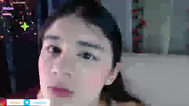 Snapshot of Saray_Cute_ chatting on January 18, 2025, 3:49 pm Saray Cute online show from January 18, 2025, 3:49 pm