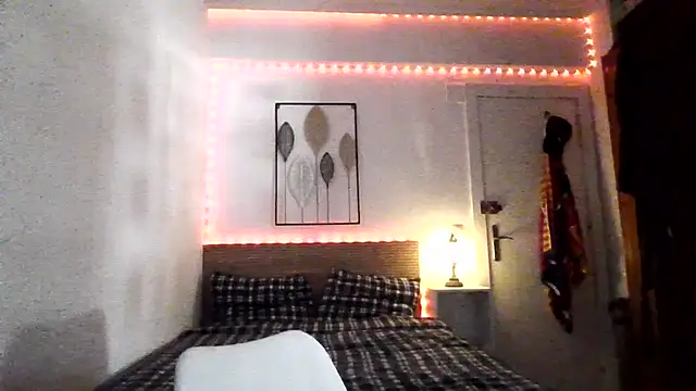 Snapshot of 99_GANAr chatting on April 13, 2026, 2:21 pm 99 GANAr online show from April 13, 2026, 2:21 pm