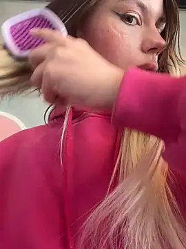 Snapshot of KittyKatyDream chatting on March 22, 2025, 12:46 pm KittyKatyDream online show from March 22, 2025, 12:46 pm