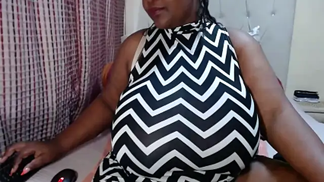 CHOCOLATEDARKBUSTYX online show from May 15, 2026, 6:11 am