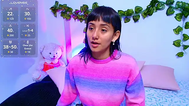 tati cardenas online show from September 20, 2025, 4:28 am