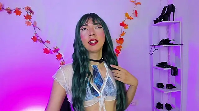 sofi elfqueen online show from March 26, 2026, 11:02 pm