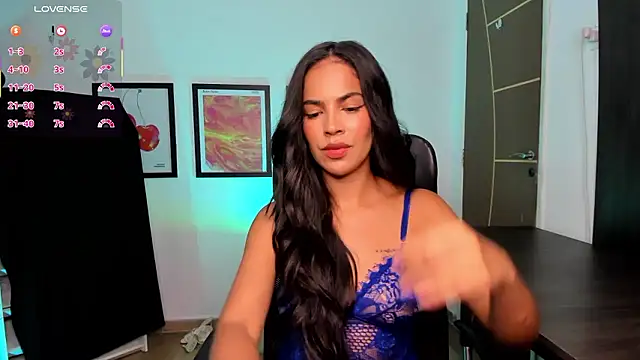 camille-rose online show from November 10, 2025, 8:14 pm