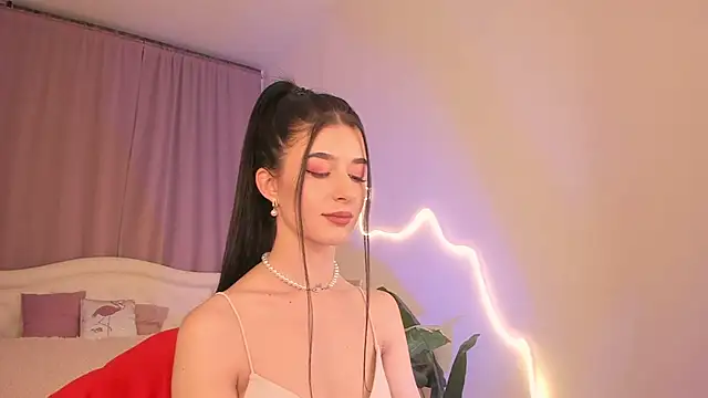 LauraCoy online show from February 28, 2026, 8:19 pm