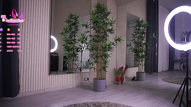 Snapshot of Abbela_White chatting on March 5, 2025, 6:33 am Abbela White online show from March 5, 2025, 6:33 am