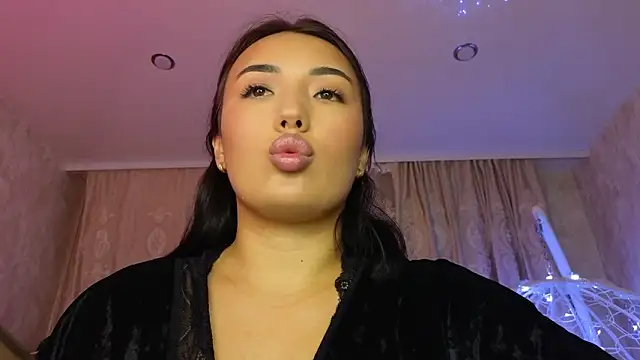 lily  foster online show from February 10, 2026, 2:38 pm