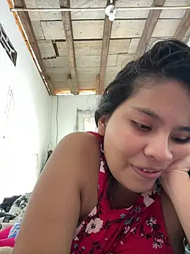 Snapshot of moncerrat_luna chatting on February 28, 2026, 7:13 pm moncerrat luna online show from February 28, 2026, 7:13 pm