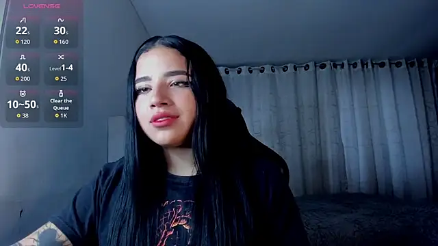 Snapshot of aliice_walker_ chatting on June 5, 2026, 10:59 pm aliice walker online show from June 5, 2026, 10:59 pm