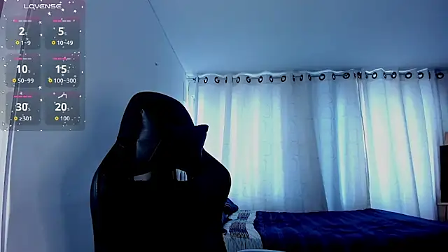 aliice walker  online show from November 7, 2025, 3:16 pm