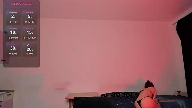 Snapshot of KitsuneRem chatting on February 24, 2026, 10:10 pm KitsuneRem online show from February 24, 2026, 10:10 pm