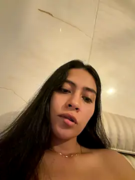 Sophie  Foxxx online show from November 4, 2025, 10:30 am