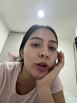 Snapshot of Sophie__Foxxx chatting on March 8, 2026, 1:00 am Sophie Foxxx online show from March 8, 2026, 1:00 am