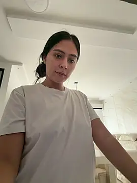 Snapshot of Sophie__Foxxx chatting on March 6, 2026, 8:04 pm Sophie Foxxx online show from March 6, 2026, 8:04 pm