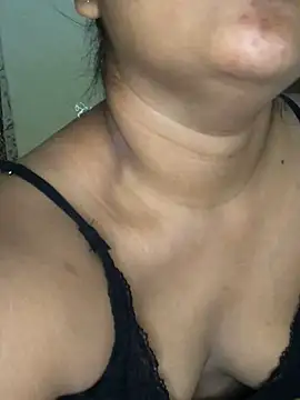 Rose Olivia online show from February 26, 2025, 2:16 pm