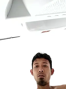 Dwirosebig online show from January 19, 2026, 2:15 am