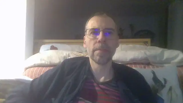 ptitcanard60600 online show from December 19, 2025, 10:45 pm