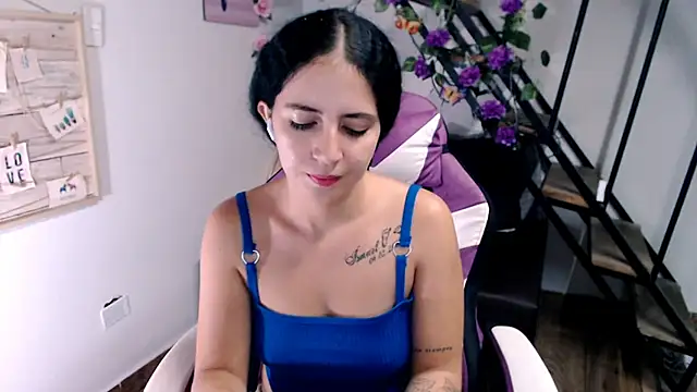 samantha baby  online show from February 18, 2026, 5:42 pm