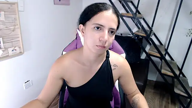 samantha baby  online show from December 2, 2025, 4:30 pm