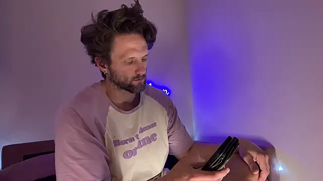 alexmannd online show from November 23, 2025, 5:34 pm