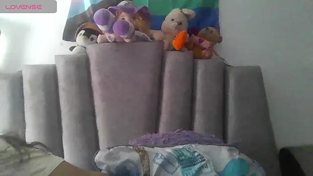 Charis 21 online show from March 31, 2026, 5:48 pm