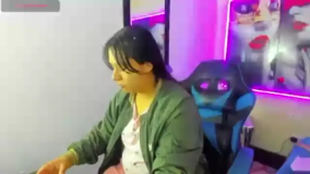 Charis 21 online show from December 18, 2025, 1:15 pm