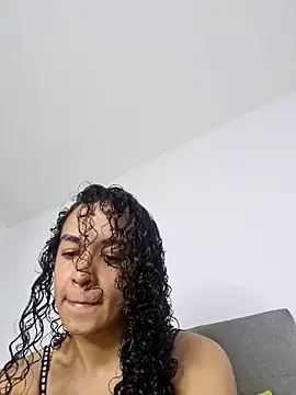 angela  98 online show from December 19, 2025, 11:23 am